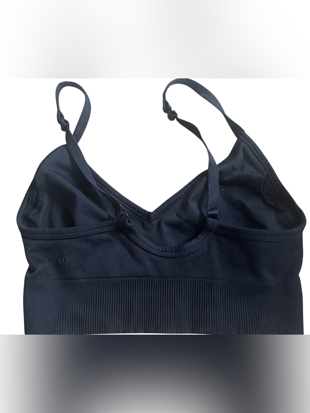 Lululemon Sports Bra Ebb to Street Bra Size 4 Gym Athletic Black EUC Run Workout